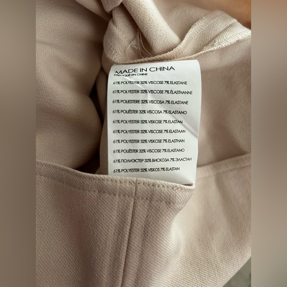 NWOT Club Monaco Heavenly Puff Sleeve Top Size Small - Picture 6 of 6